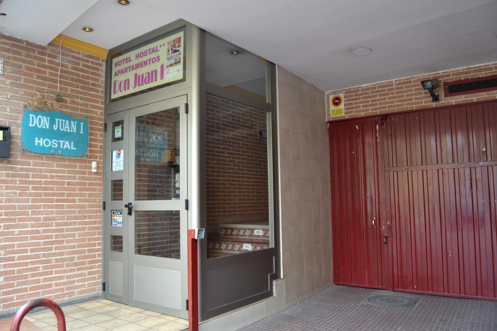 Hostal Don Juan I Alcala de Henares Luaran gambar